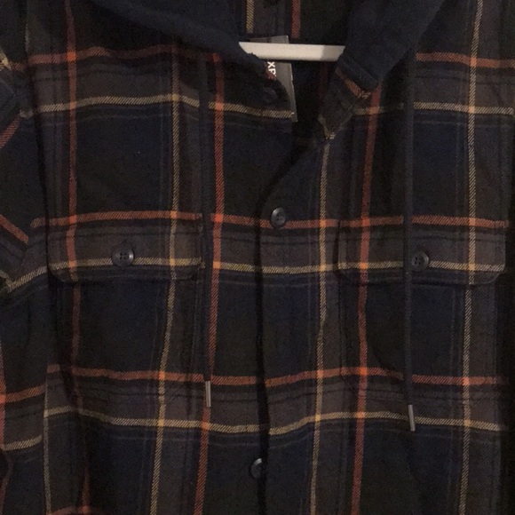 EXPRESS PLAID BUTTON DOWN HOODIE - Picture 2 of 7